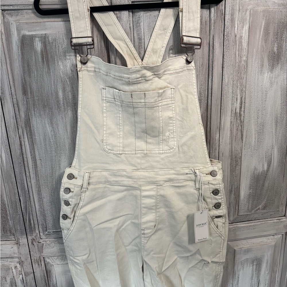 NWT- Women’s Judy Blue Overalls with Button Details